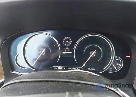 2018 BMW 740E xDrive Iperformance из США, поврежденный, VIN WBA7J2C50JG938178